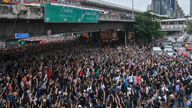 Media-media Thailand Akan Tetap Liput Demo, Walau Dilarang Pemerintah