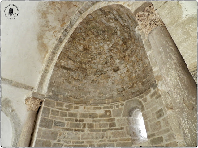 LE PEGUE (26) - Chapelle romane Sainte-Anne