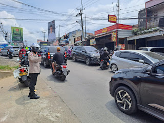 Kapolres Pandeglang Turun Langsung, Berikan Pelayanan Pengaturan Lalulintas Selama Perayaan Idul Fitri 1445 H