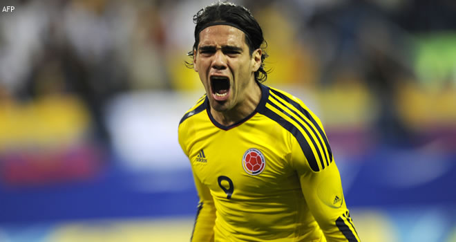 Colombia vapulea a Uruguay en inicio de nueva fecha eliminatorias