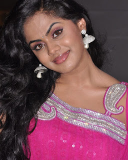 Karthika Nair in pink dress photos
