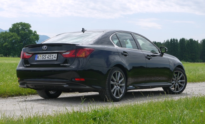 2012 Lexus GS450h rear view