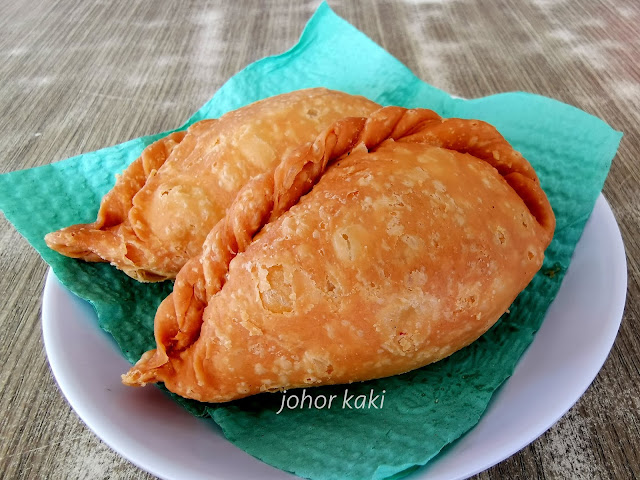 Famous Swees Epok Epok. The Best Curry Puffs in Batam