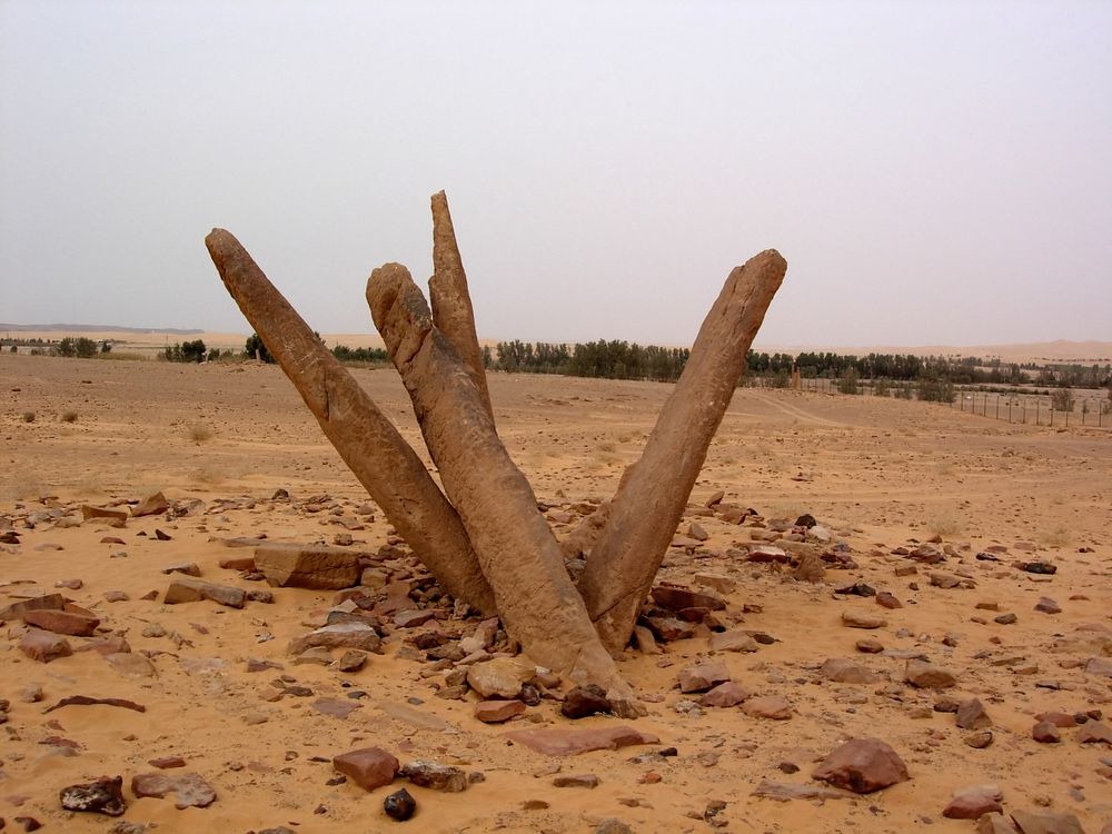 al-rajajil-1 al-rajajil-1