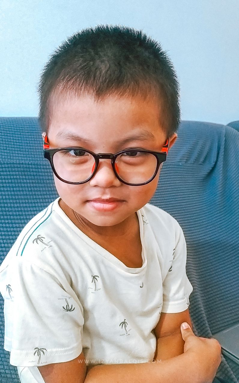 Lindungi Mata Anak Ketika Belajar Online Dengan OPTOM EYECARE