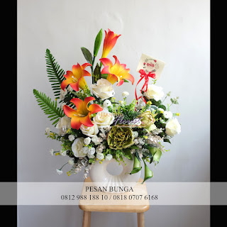 Florist Jakarta, Jual bunga meja murah, Jual bunga meja plastik,