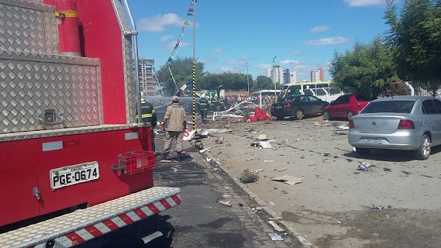 BLOG DO AGRESTE (VÍDEO)  Tragédia em Petrolina, barraca de fogos de artifícios acaba de explodir