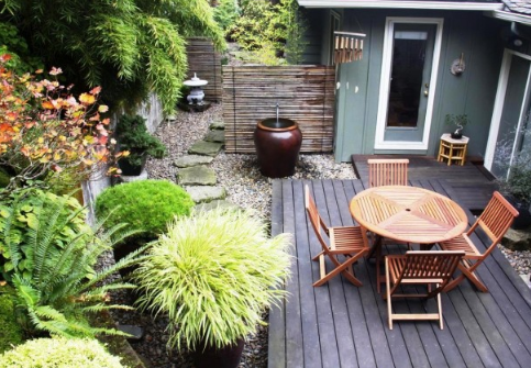 11 IDEAS FOR MAKING THE MOST OUT OF YOUR SMALL GARDEN