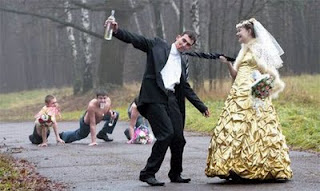 Funny and creative wedding pictures 
