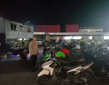 29052023-BANUATODAY.COM - Puluhan motor yang diamankan Polresta Banjarmasin diduga hendak balapan liar. Dok. Humas Polresta Banjarmasin.png