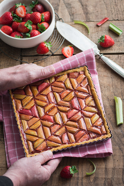 Tarte graphique à la rhubarbe