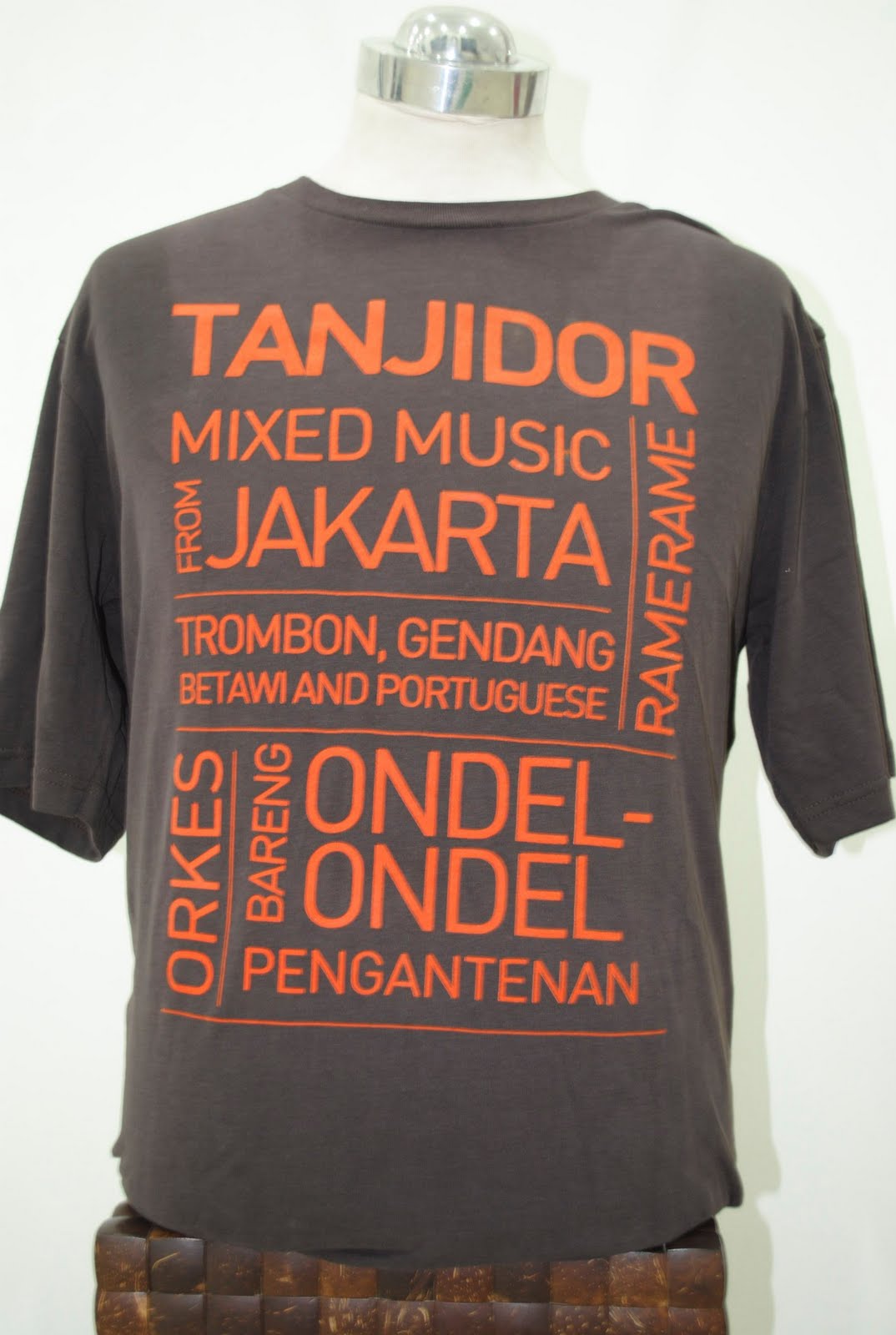 Download this Souvenir Jakarta Tanjidor Clothe picture