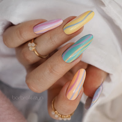 pastels nails