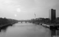 "Seine" - ( Sujet : Paris ; Materiel : Yashica electro GSN, TriX 400 )