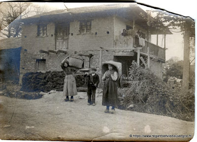 Photo ancienne d'Auvergne : lieux divers.