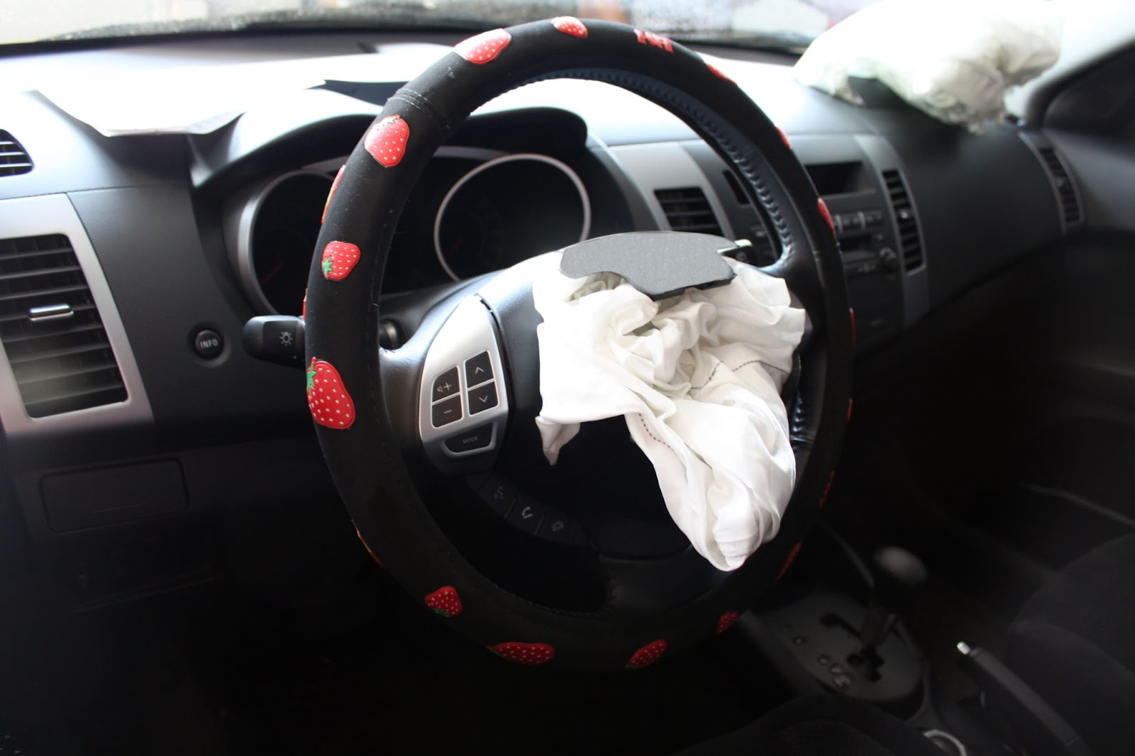 Everything You Need to Know About the Car’s Airbag System