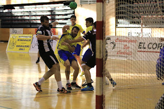 El CB Barakaldo gana 33-26 ante el Dominicos Zaragoza en la liga de Primera Nacional