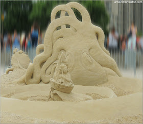 Esculturas de Arena de Revere Beach: The Monstrous Gorge de Leonardo Ugolini