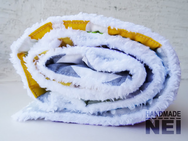 Handmade Nel: Пачуърк одеяло с полар за бебе "Жълто, зелено, синьо, сиво, лилаво"