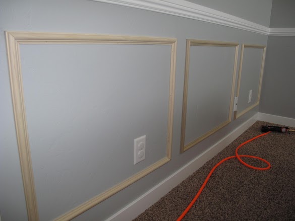 Chair Rail On Wall / Chair rail Malaysia DIY Wainscoting (end 8/14/2019 3:15 PM) / Insert the edge of the pry bar beneath the wood trim and hit it with a rubber mallet a few times until it goes under the wood more.