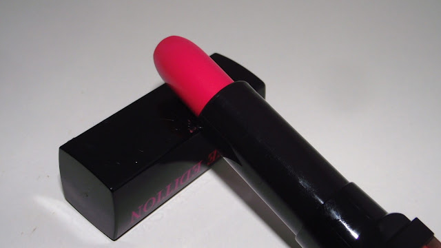 Bourjois Rouge Edition Lipstick Review - 11 Strawberry Fraise Remix