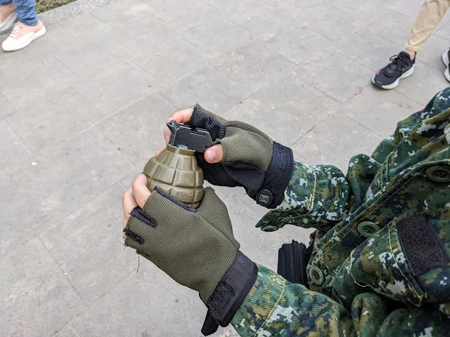 小小陸軍 | 小兵日記兒童軍事體驗營，大頭兵組槍、射靶、匍匐前進超精實；迫擊炮、丟手榴彈好刺激，軍服帥度100!!