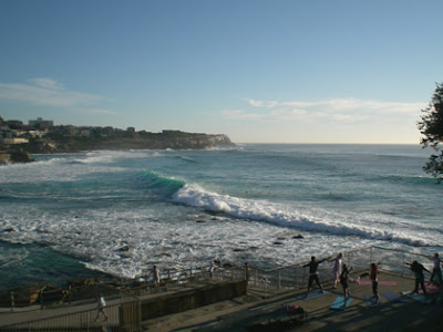 Bronte Beach, looking north toward Bondi