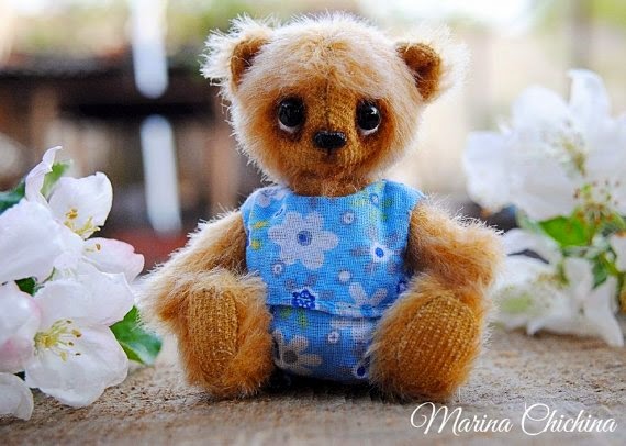 https://www.etsy.com/listing/199425428/artist-teddy-bear-ooak-miniature?ref=favs_view_1