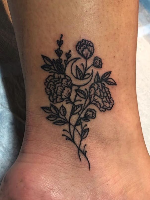 Mini tatuagens de flores para as mulheres 