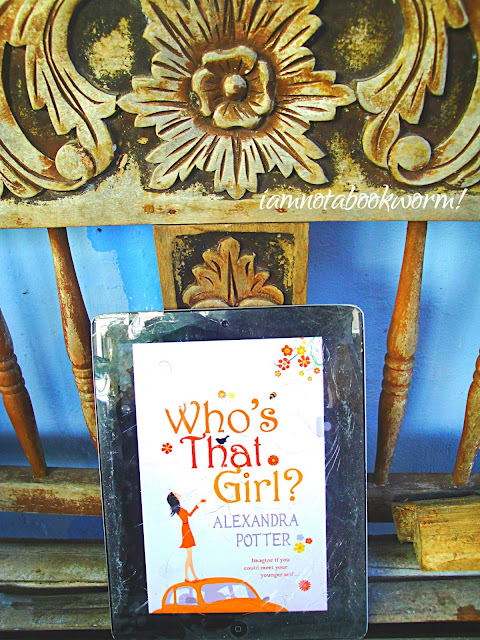 Who's that Girl? by Alexandra Potter | A Book Review by iamnotabookworm!