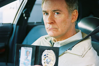 Kevin Kline montre sa licence