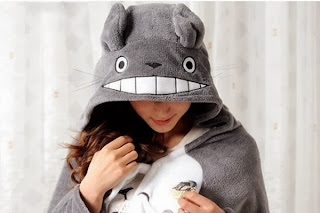 http://www.geekstyleguide.com/the-cloak-will-make-you-look-like-totoro/