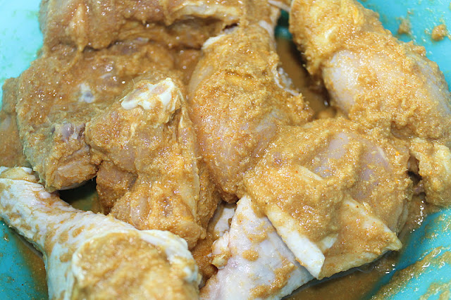 Ayam Goreng Berempah - Azie Kitchen