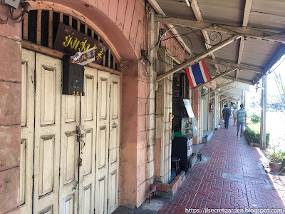 Nang Loeng market old street