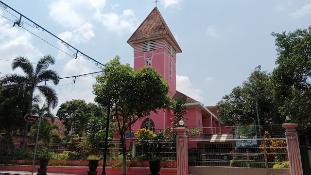 Gereja Santo Yusup Blitar