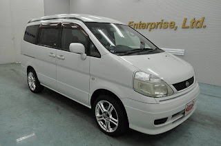 2000 Nissan Serena 