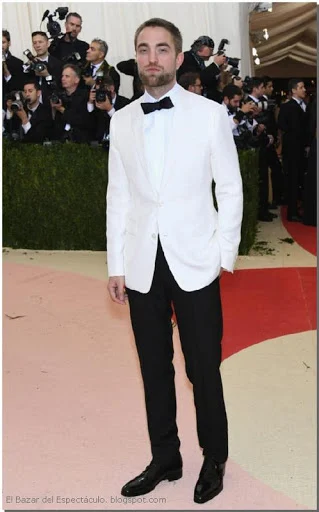 Robert Pattinson.jpg