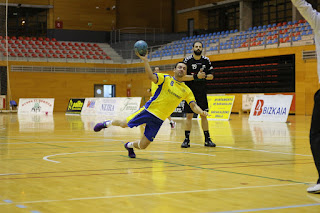 El CB Barakaldo gana 31-30 al Gure Auzune en Lasesarre