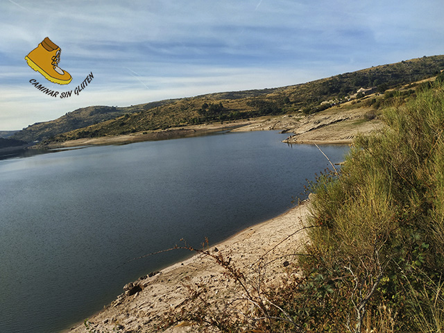 EMBALSE DE LA ACEÑA EN LAS PROXIMIDADES DE PEGUERINOS