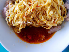 Taman-Jurong-58-Minced-Pork-Noodles-Singapore