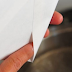 MAN LOOKS INSIDE A MYSTERIOUS ENVELOPE SLIPPED IN BY A STRANGER AND RUNS OUT OF THE BANK BEFORE IT’S TOO LATE