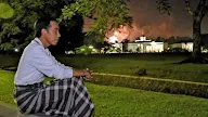 Viral, Tulisan Netizen "Jangan Biarkan Jokowi Berjalan Sendiri" Endingnya Bikin Nangis...