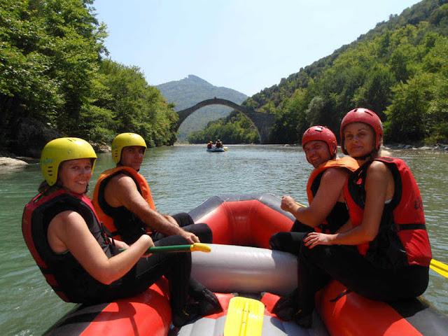 Πάμε για rafting...!