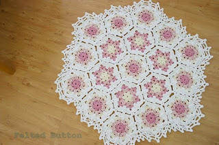 Vintage Fleur Blanket Crochet Pattern by Susan Carlson of Felted Button