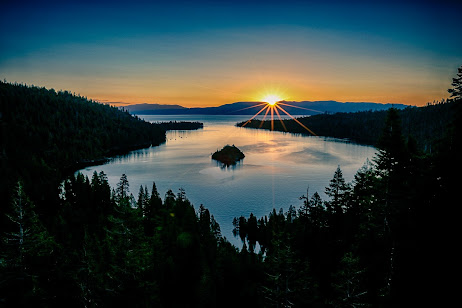 The Very Best and Worst time to Visit Lake Tahoe - When to Go and What to See