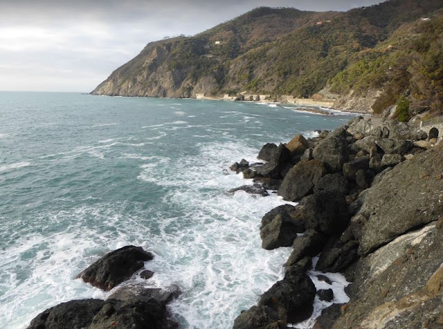 passeggiata a mare di Framura