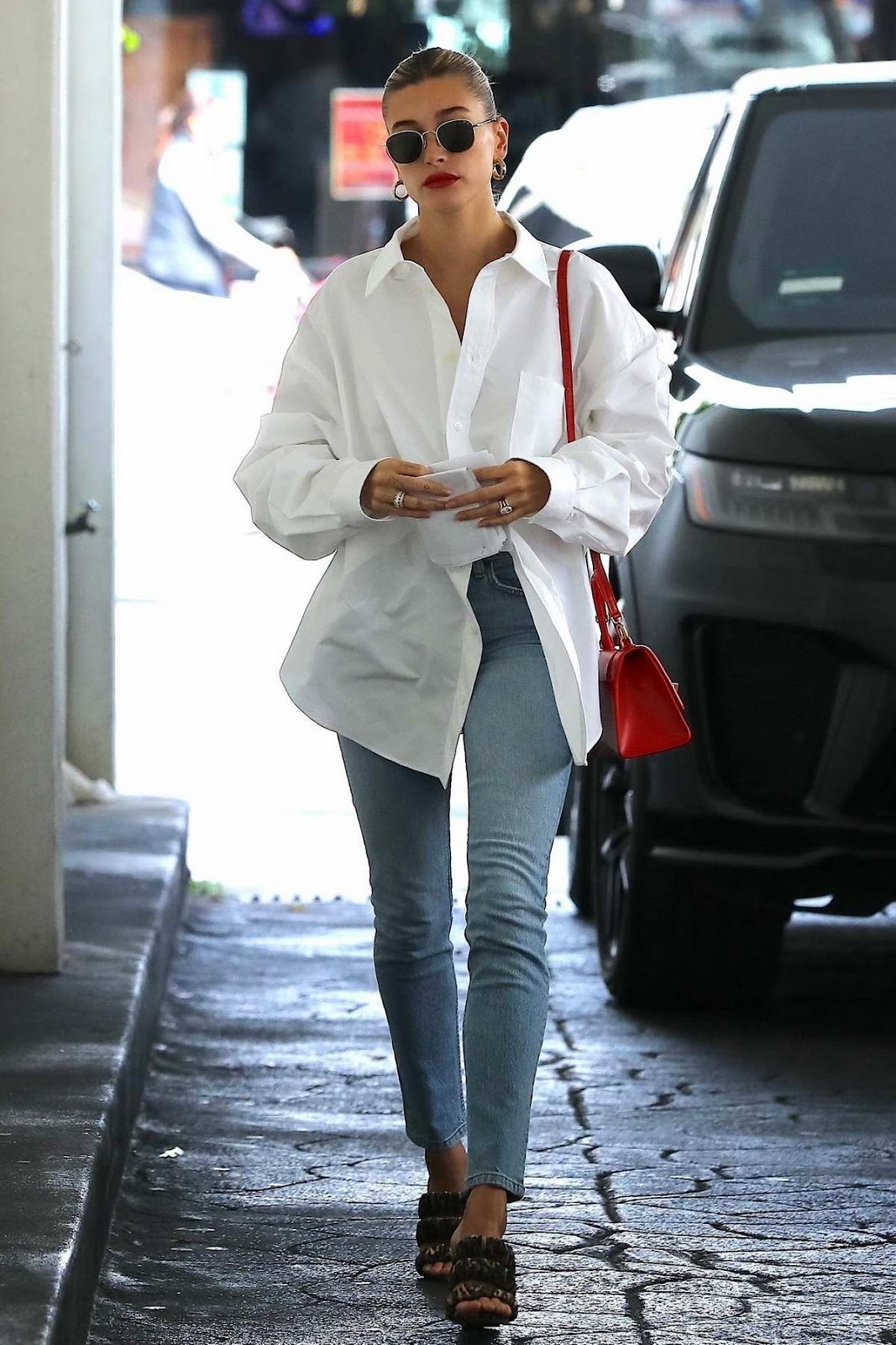 Hailey Bieber – female celebrity high street fashion style latest photo