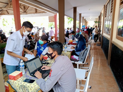 SlPelajar di SMKN 1 Malingping Antusias Ikuti Vaksinasi Covid-19