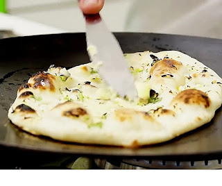 Homemade garlic naan recipe