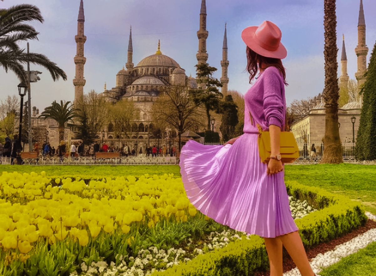 Instagrammable Places in Istanbul, blue mosque, photo spots